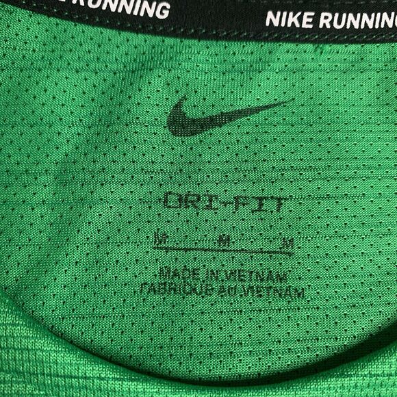 Sz M Nike Dri-Fit Kenya Team Issued Running T Shirt Green - Picture 3 of 8